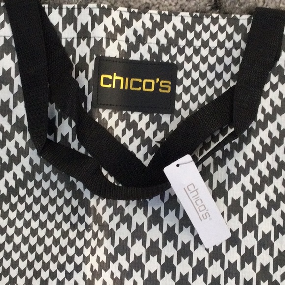 Chico’s  NWT black and white tote bag. - Picture 2 of 8